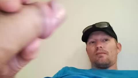 Snapshot of barniemay chatting on October 19, 3:18 am barniemay online show from October 19, 3:18 am