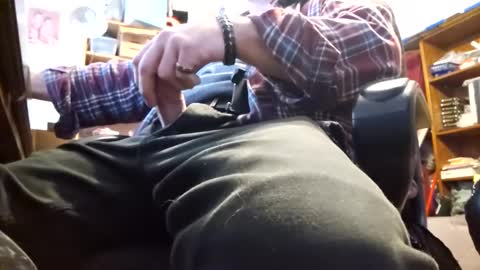 Snapshot of bartender3127 chatting on December 5, 7:28 pm bartender3127 online show from December 5, 7:28 pm