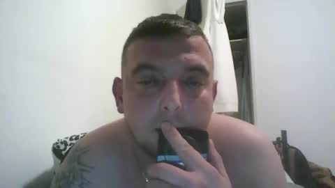 Snapshot of bartosz6922 chatting on October 25, 8:36 pm bartosz6922 online show from October 25, 8:36 pm