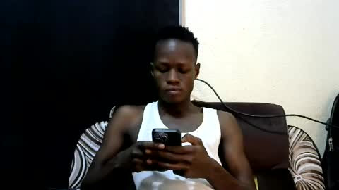 bashlouis1 online show from July 12, 8:38 am