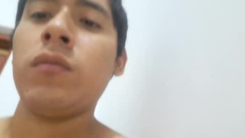 Snapshot of basic2001 chatting on February 15, 5:30 am Marcos online show from February 15, 5:30 am