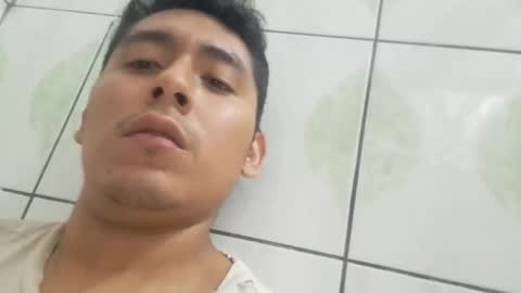 Snapshot of basic2001 chatting on October 10, 12:42 am Marcos online show from October 10, 12:42 am