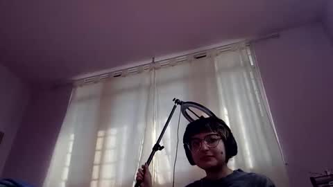 basil online show from March 29, 10:10 pm