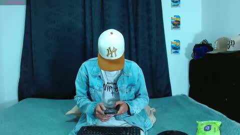 Snapshot of bastiaan_28 chatting on November 11, 3:39 am Bastian online show from November 11, 3:39 am