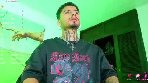bastian66_ online show from July 18, 2:27 am