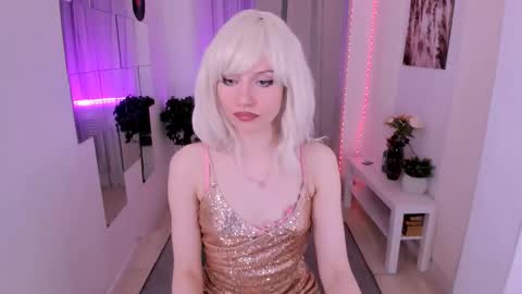 Snapshot of bat_laughing_bat chatting on October 10, 4:28 pm Ask me online show from October 10, 4:28 pm