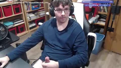 Snapshot of baterricky chatting on November 2, 1:57 pm Ricky online show from November 2, 1:57 pm