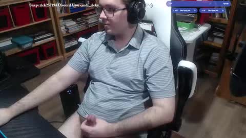 Snapshot of baterricky chatting on January 18, 3:27 pm Ricky online show from January 18, 3:27 pm