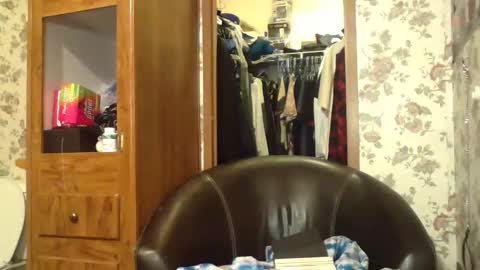 Snapshot of battlewolfxx chatting on January 15, 11:53 am battlewolfxx online show from January 15, 11:53 am