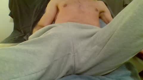 bavarianboy007 online show from February 22, 10:19 pm