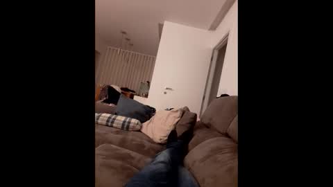 Snapshot of baxter78 chatting on December 17, 11:27 pm baxter78 online show from December 17, 11:27 pm