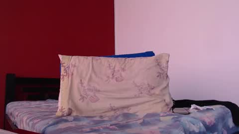 Snapshot of bayonette_black chatting on January 13, 3:15 pm bayonette_black online show from January 13, 3:15 pm