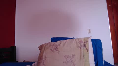 Snapshot of bayonette_black chatting on February 22, 3:14 pm bayonette_black online show from February 22, 3:14 pm