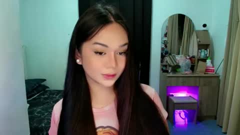 Snapshot of bb__angelxx chatting on May 9, 10:37 pm Angel online show from May 9, 10:37 pm