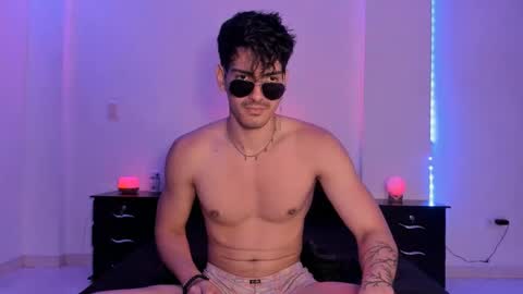 Valentino online show from January 5, 9:03 pm