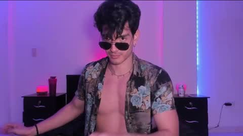 Valentino online show from January 26, 9:07 pm