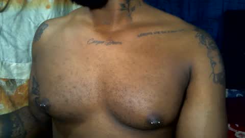 Snapshot of bbc_muscular chatting on February 15, 10:31 pm camilo online show from February 15, 10:31 pm