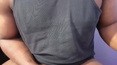 Snapshot of bbcthomas123112 chatting on March 5, 11:16 pm bbcthomas123112 online show from March 5, 11:16 pm