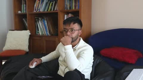 Brandon online show from April 12, 7:30 pm