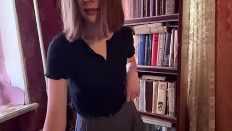 Alya online show from April 17, 12:52 pm