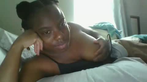 bbgirl0223 online show from April 8, 8:20 pm