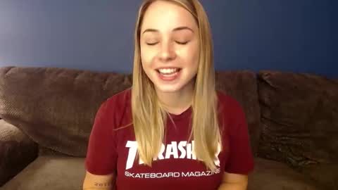 bbgirlnextdoor online show from November 17, 7:19 pm