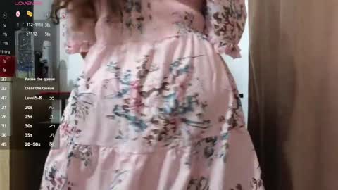Snapshot of bbw_milf_4u chatting on May 25, 10:10 am Emma online show from May 25, 10:10 am