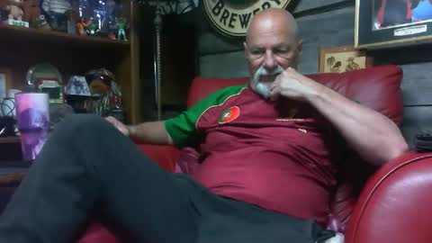 bbwlvr16 online show from April 14, 4:13 pm