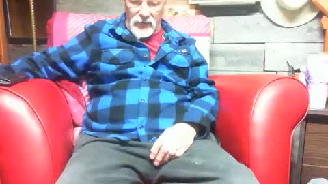 bbwlvr16 online show from April 15, 6:04 pm