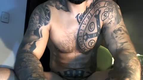 Snapshot of bby044 chatting on January 17, 12:21 pm bby044 online show from January 17, 12:21 pm