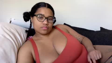 Snapshot of bby2brat chatting on January 12, 3:14 pm bby2brat online show from January 12, 3:14 pm