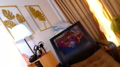 bby_lexielore69 online show from April 13, 11:27 am