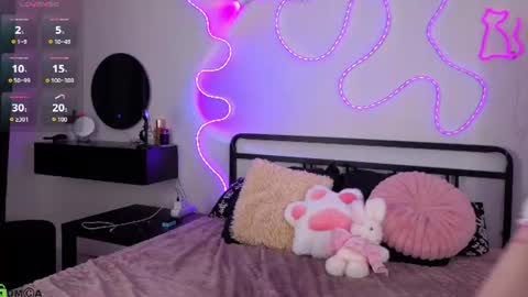 bbybee lin online show from July 25, 3:15 am