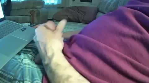 Snapshot of bcema2 chatting on December 19, 5:29 pm bcema2 online show from December 19, 5:29 pm