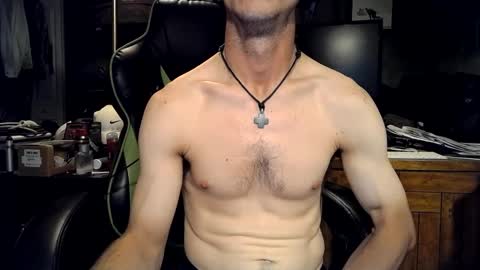 Snapshot of bchillin28 chatting on September 22, 7:16 pm bchillin28 online show from September 22, 7:16 pm