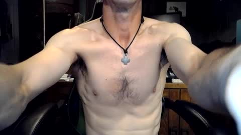 Snapshot of bchillin28 chatting on September 28, 5:51 pm bchillin28 online show from September 28, 5:51 pm