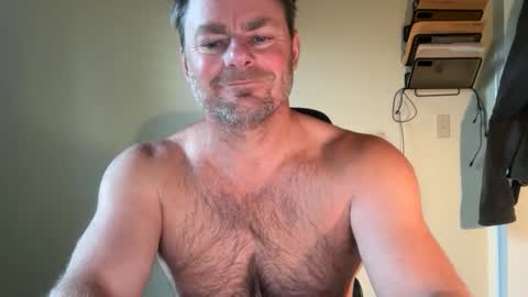 Snapshot of bcjonny chatting on November 13, 9:14 pm BCJonny online show from November 13, 9:14 pm