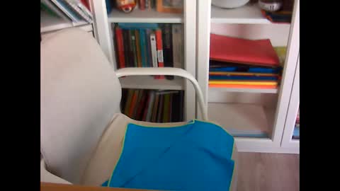 Snapshot of bcn1959 chatting on December 3, 9:33 am bcn1959 online show from December 3, 9:33 am