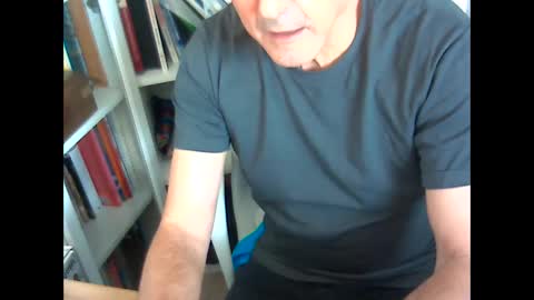 Snapshot of bcn1959 chatting on December 4, 11:30 am bcn1959 online show from December 4, 11:30 am