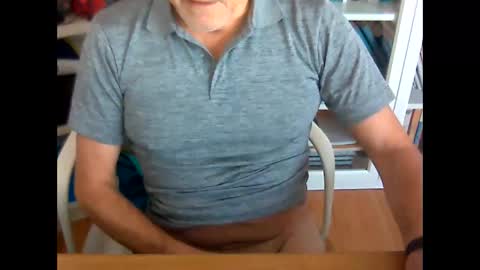 Snapshot of bcn1959 chatting on February 18, 8:32 am bcn1959 online show from February 18, 8:32 am