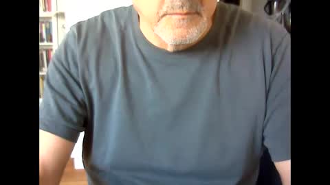 Snapshot of bcn1959 chatting on April 29, 10:52 am bcn1959 online show from April 29, 10:52 am
