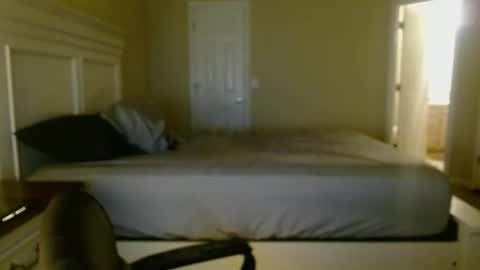 bdon1977 online show from November 28, 7:11 am