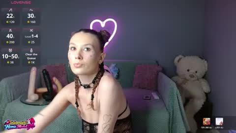 Bea online show from April 14, 1:44 am