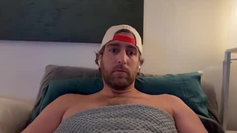 beach_bum_69 online show from December 17, 5:24 am