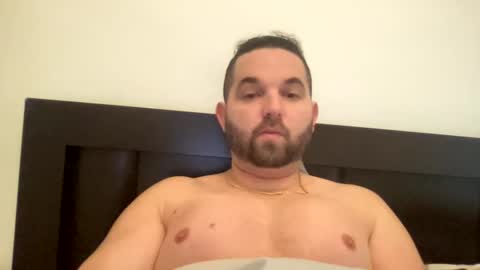 Snapshot of beachboyhardonyou chatting on February 25, 9:31 am beachboyhardonyou online show from February 25, 9:31 am