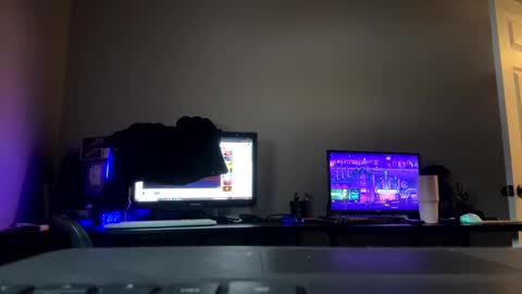 Snapshot of beaniebaby2 chatting on January 21, 6:34 pm beaniebaby2 online show from January 21, 6:34 pm