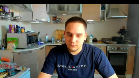 bear_beer130 online show from April 8, 3:01 pm