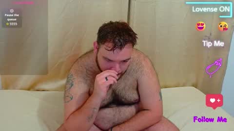 Snapshot of bear_big_ chatting on November 30, 3:43 am bigbearr online show from November 30, 3:43 am