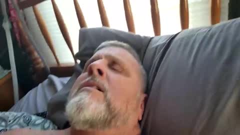 bearchubb99 online show from December 21, 7:43 pm