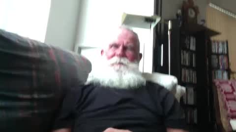 beardbushy online show from September 27, 4:12 pm